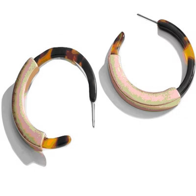 Hollywood Sensation Tortoise Hoop Earrings 1.5 Inches Gold | Target