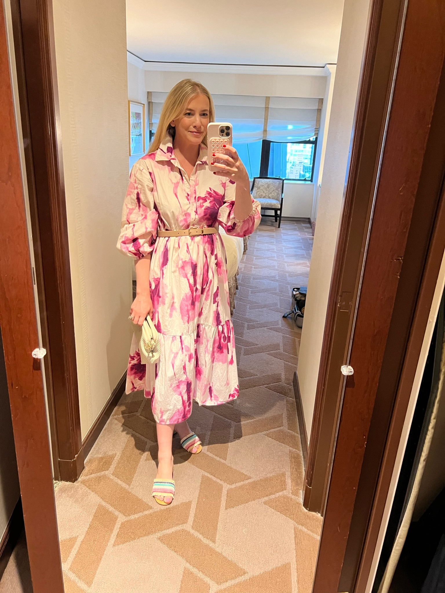 Gorgeous work / cocktail / brunch dress for summer. Pop the collar and belt it for a more tailored look. Would work with a bump or postpartum too!

This color is no longer available but I linked the ones that are. 

#LTKParties #LTKBump #LTKWorkwear