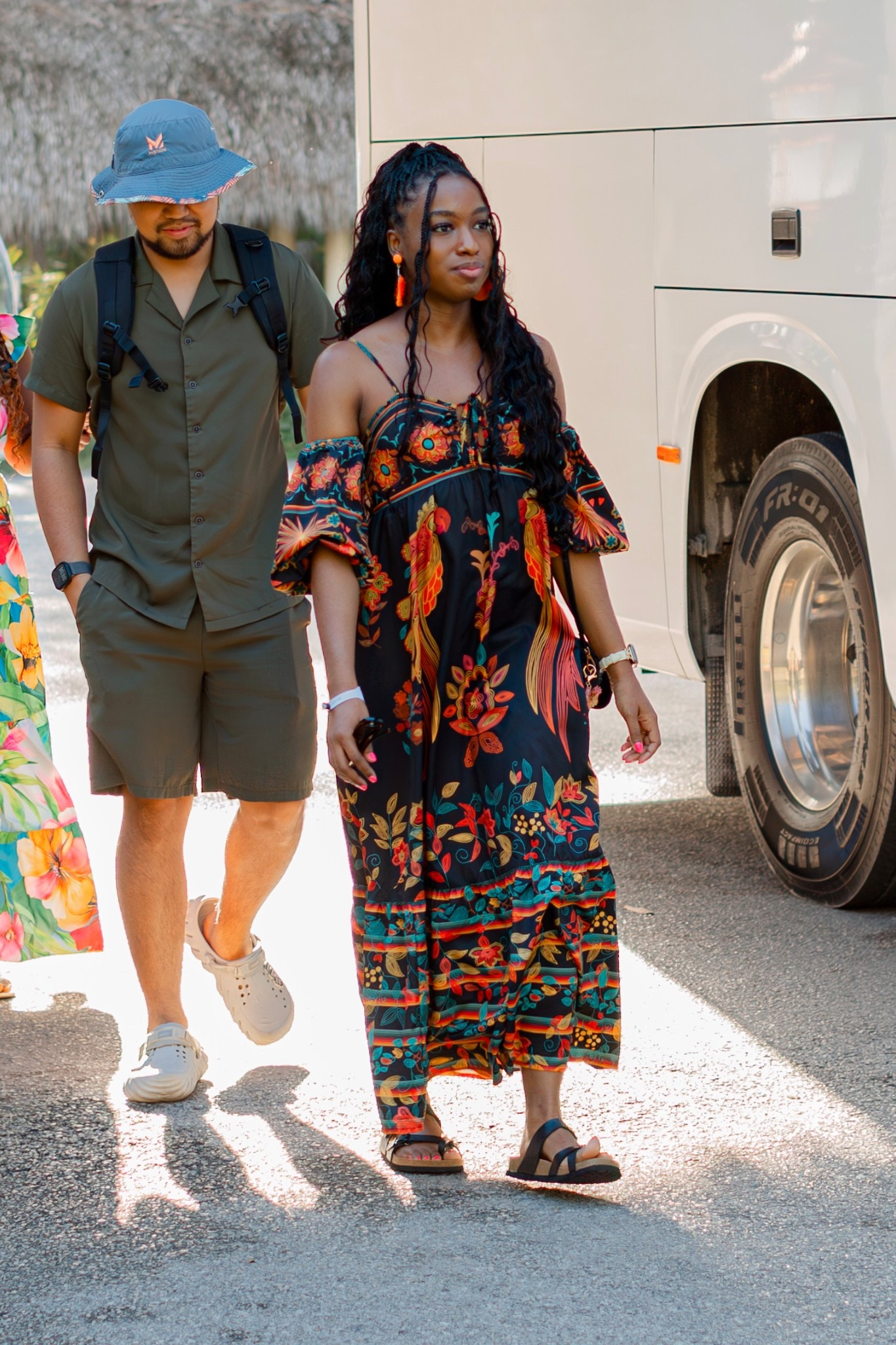 The perfect floral midi dress for spring dates, brunches and vacations!

This off-shoulder beauty features dreamy lantern sleeves, a flattering cinched waist and a soft feminine silhouette that works for any body type.

Style it with strappy heels or sandals for a romantic, effortless vibe.

Wearing size small – fits true to size.
Link below to shop the look!

#FloralMidiDress #OffShoulderDress #SpringStyle #FeminineFashion #LanternSleeves #RomanticStyle #VacationDress #DateNightOutfit #LTKSpringStyle #DressesUnder50 #MidiDressStyle #BrunchOutfit


#LTKFindsUnder50