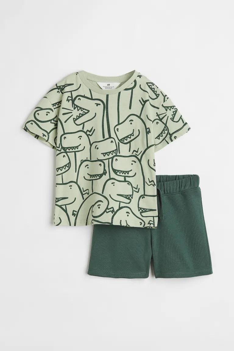 New ArrivalComfortable set with a T-shirt and pair of shorts. T-shirt in cotton jersey with a rib... | H&M (US)