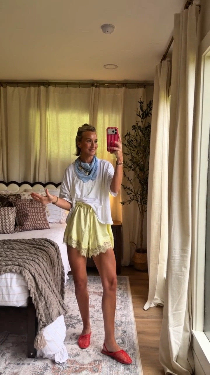 lightweight & easy to throw on for summer! Loving all these colors together!!! 

@walmart you are doing amazing, sweeetie 

#LTKootd #LTKmomlife #LTKdayinmylife
