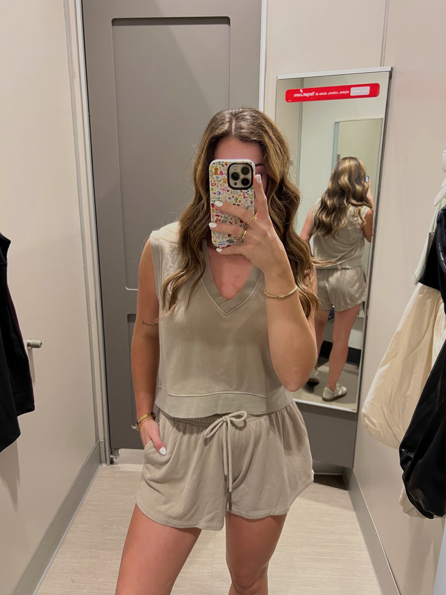 A cozy little set that’s giving fall vibes!!

#LTKSeasonal #LTKStyleTip #LTKSaleAlert