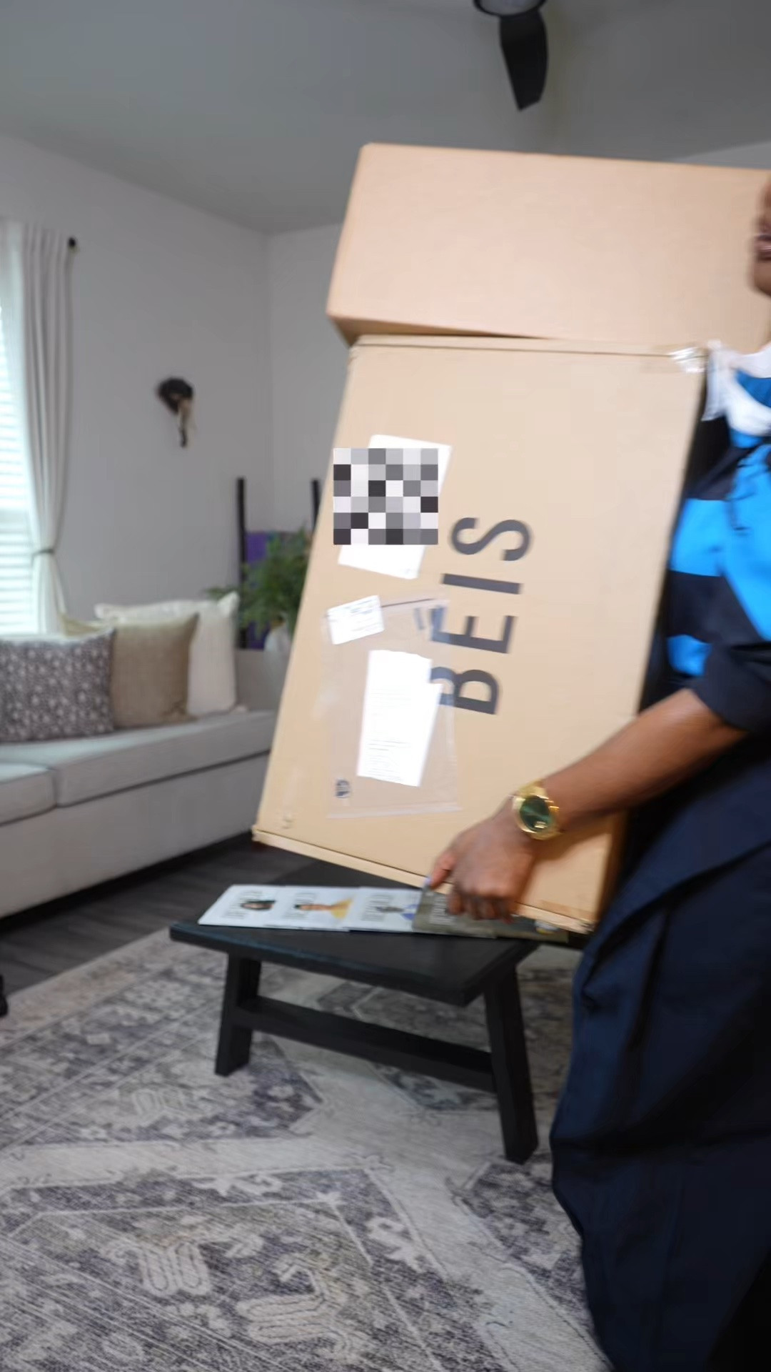 Unboxing Birthday Gift #1.…Like, Follow, Share

🧳: @beis 


#WhatIWore 
#SincerelyGerine
#TheLookStrategist

#LTKgrwm #LTKOver40 #LTKHome