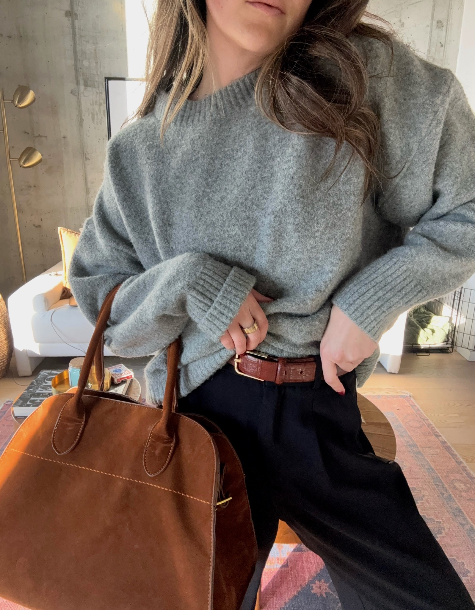 Effortless neutrals 🤍 A cozy gray sweater paired with tailored black trousers, finished with my fav brown suede bag from Amazon and chic loafers—my go-to polished everyday look.

Sweater
Trousers
Work outfit
Style
Chic


#LTKootd #LTKgrwm