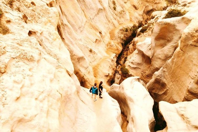 Incredible Slot Canyons to the Pacific | Viator – A TripAdvisor Company (US)