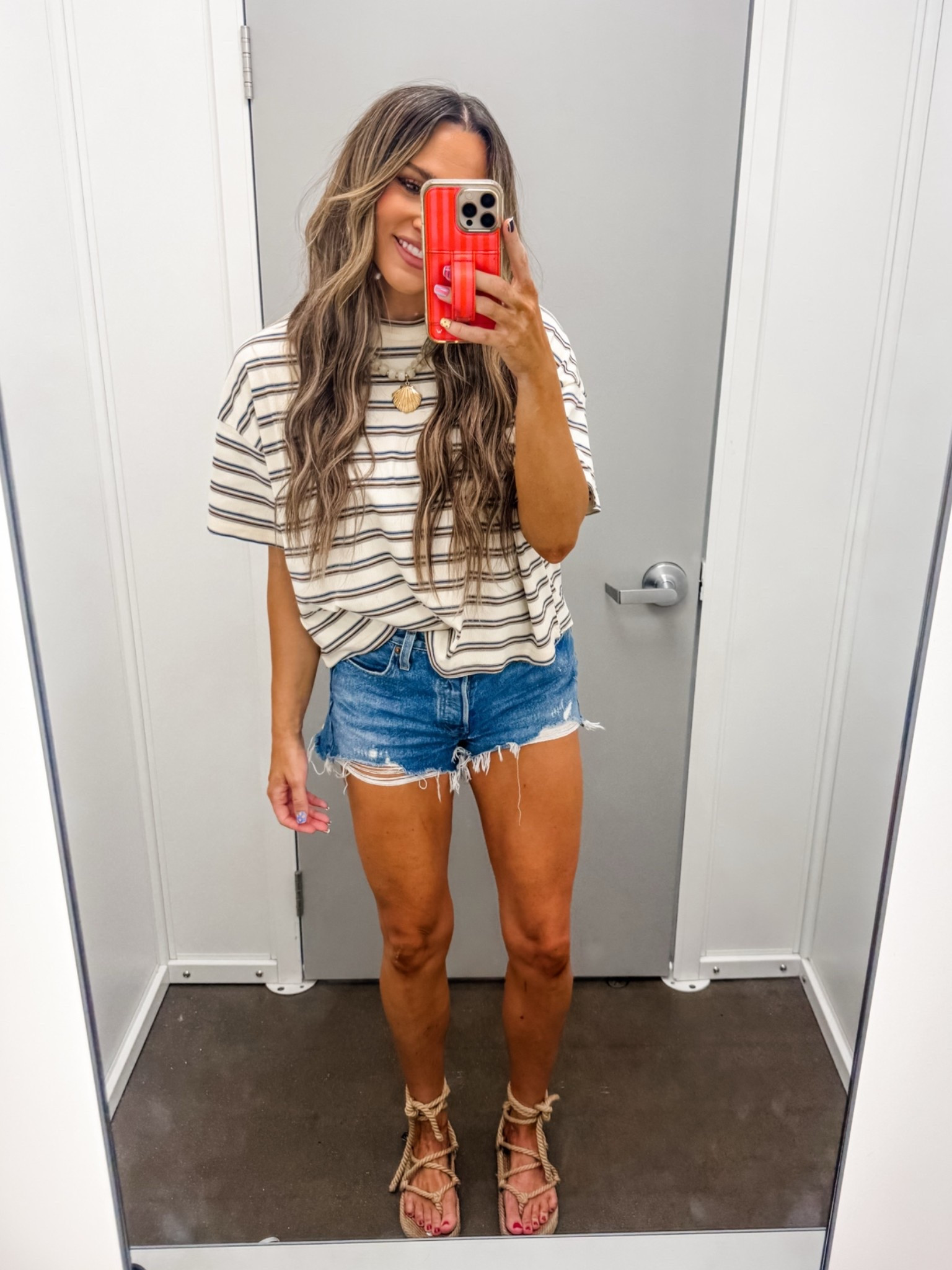 Top size medium
Levi 501 40% off today! Size up in these

#LTKOver40 #LTKSaleAlert #LTKTall