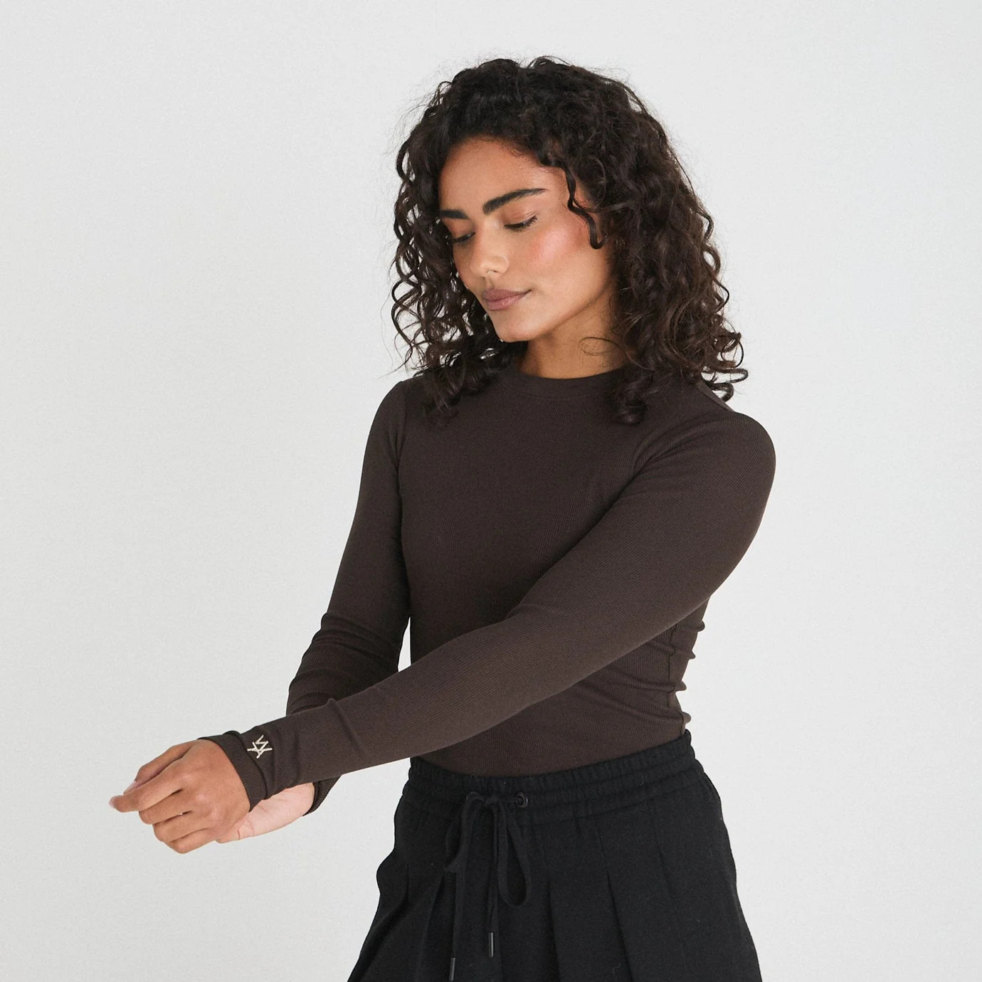 SCULPT RIB LONG SLEEVE TOP - COFFEE | WAT The Brand