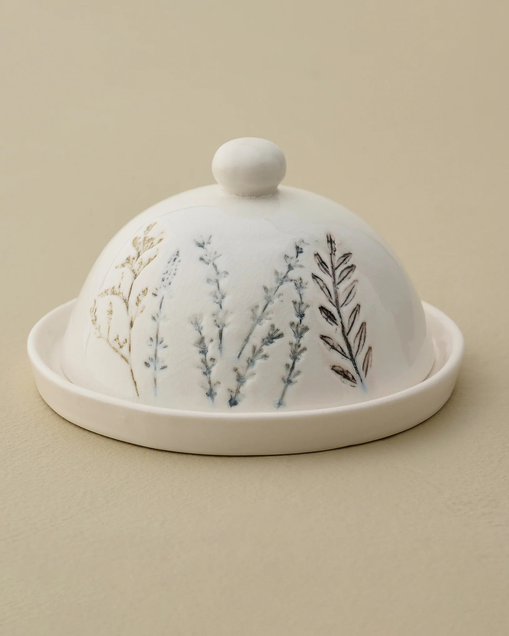 Pressed Floral Ceramic Butter Dish | Magnolia