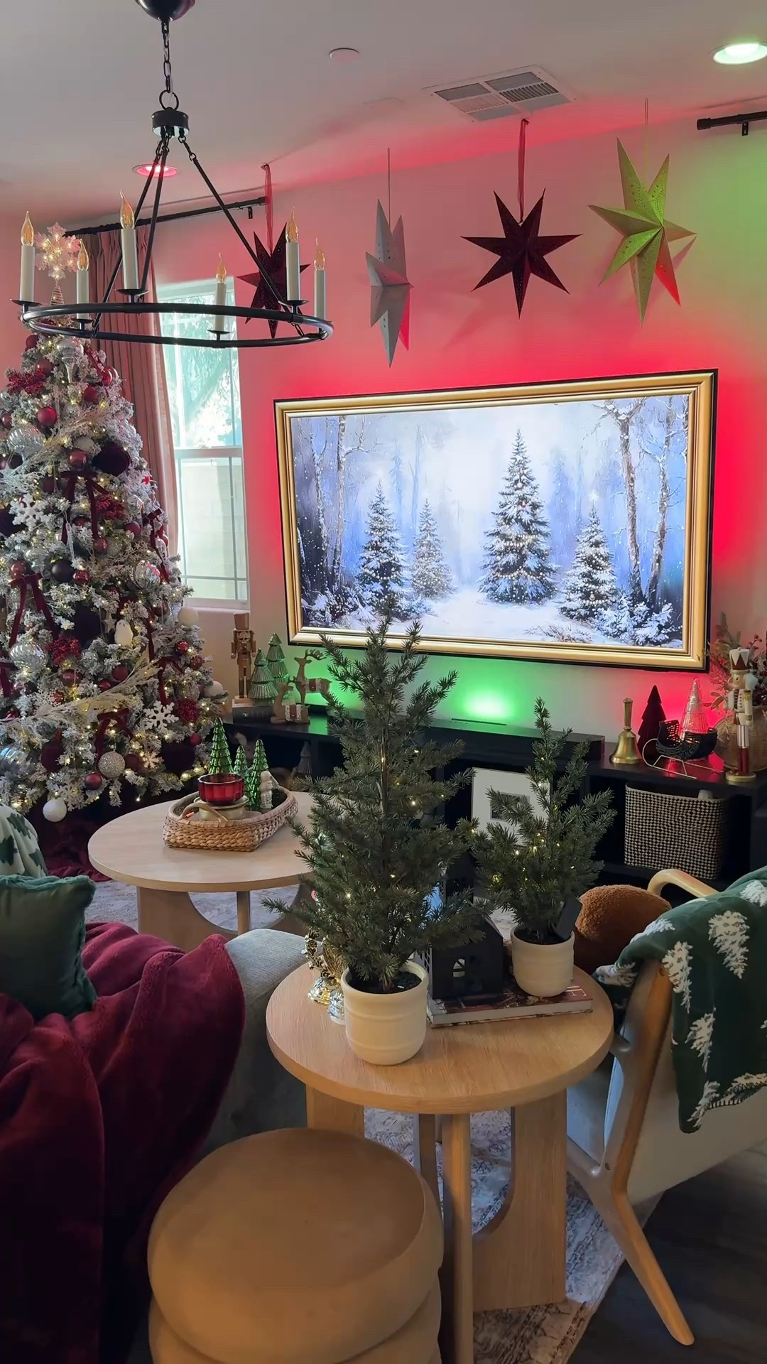 Living Room Christmas Decor 🎄

#LTKHoliday #LTKSeasonal #LTKHome