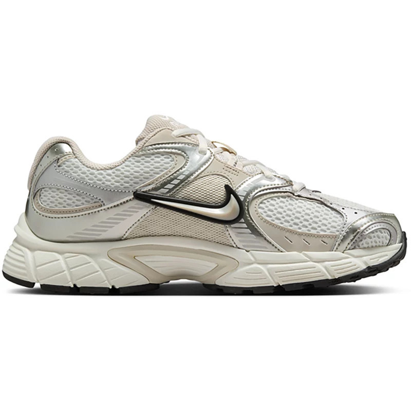Nike Women's V5 Runner Shoes | Academy Sports + Outdoors