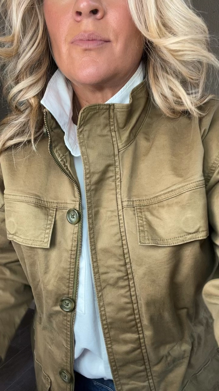 ✨Tap the bell, save and ❤️ start here over 40 fashion, midlife style, midsize fashion and luxury looks for less.  

If you’re tired of buying clothes that look good online and then just sit in your closet… start here.

I try on hundreds of pieces so we can skip the expensive trial and error. These are the fall finds that actually made the cut: pieces that lift the eye, skim the middle, balance our proportions and make getting dressed feel easier.

And no, we don’t need a whole new wardrobe. We need better pieces that work harder.

Our bodies change. Our worth doesn’t. We begin with worth, then use Outfit Physics™ to dress the body we have today.

Lift. Skim. Balance.™

Save this before you shop. 🤎
Same body. Different physics.™

👑 Helping you look good, feel good.-Lindsey Denver   Check back daily for belly-friendly style, confidence, and Outfit Physics™.

#LTKOver40 #LTKMidsize #LTKPlusSize

Comment SHOP below to receive a DM with the link to this post on my LTK ⬇ https://liketk.it/6nSup