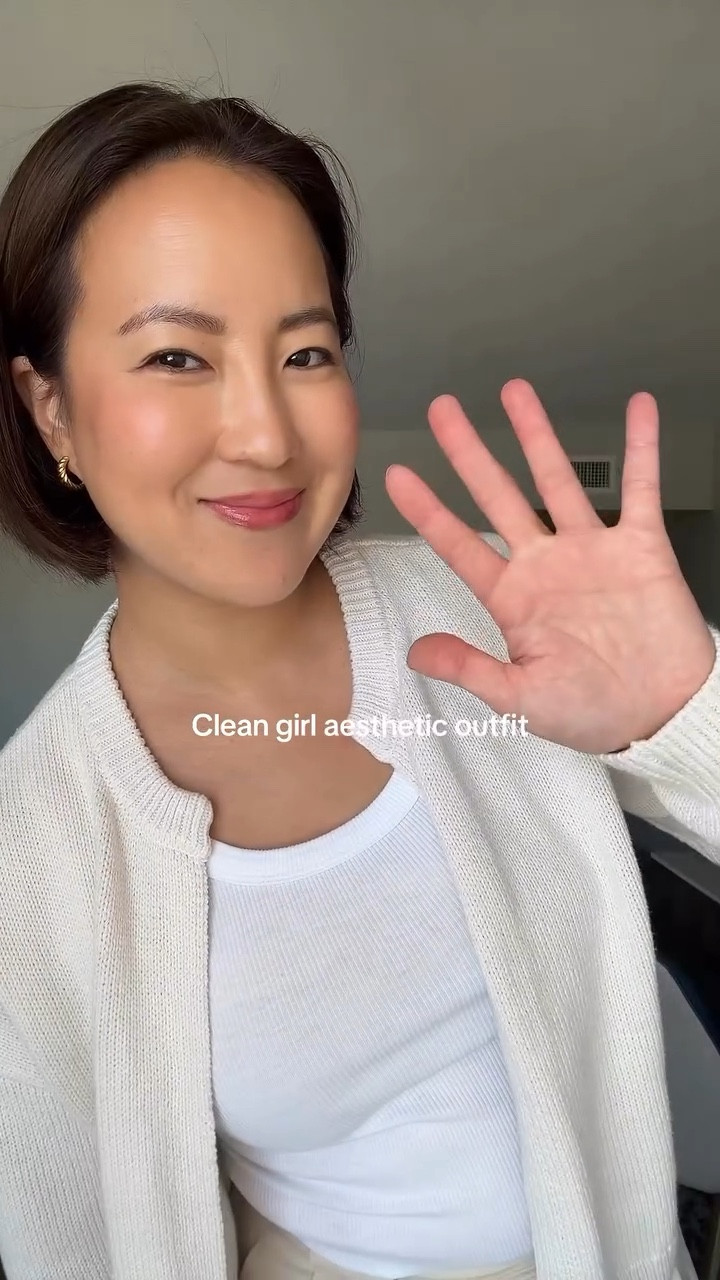 Creamy neutrals for this “clean girl aesthetic” look 🤍 

Cardigan: @splendidla 
Tank: @targetstyle 
Shorts & tote: @mango 
Shoes: @schutz 
Earrings: @mejuri 

#ootd #fitcheck #cleangirlaesthetic #summer