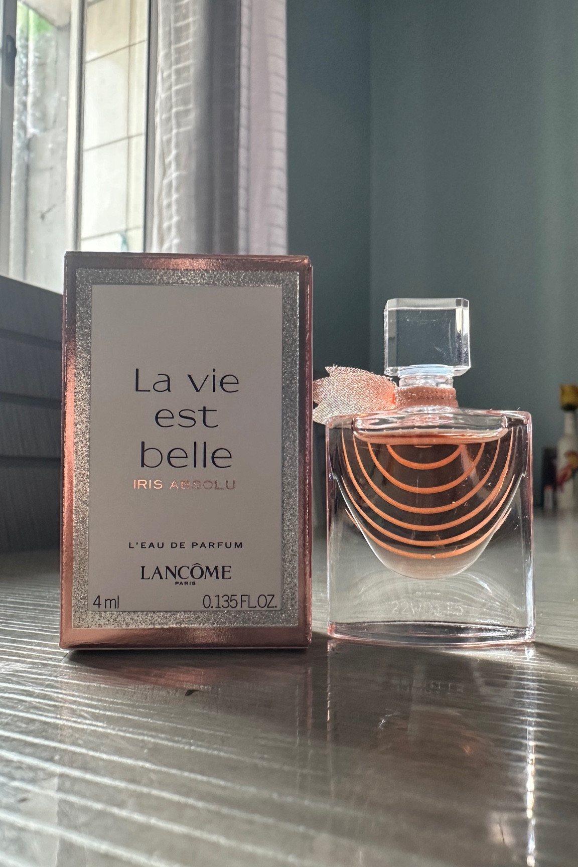 Continuando as minhas paixões da #lancome

Esse veio para me surpreender, ganhei de brinde e já quero a volumetria maior possível rsrs 

#LTKgift #natalLTK  #lavie #perfumes

#LTKGiftGuide #LTKbrasil #LTKbeauty