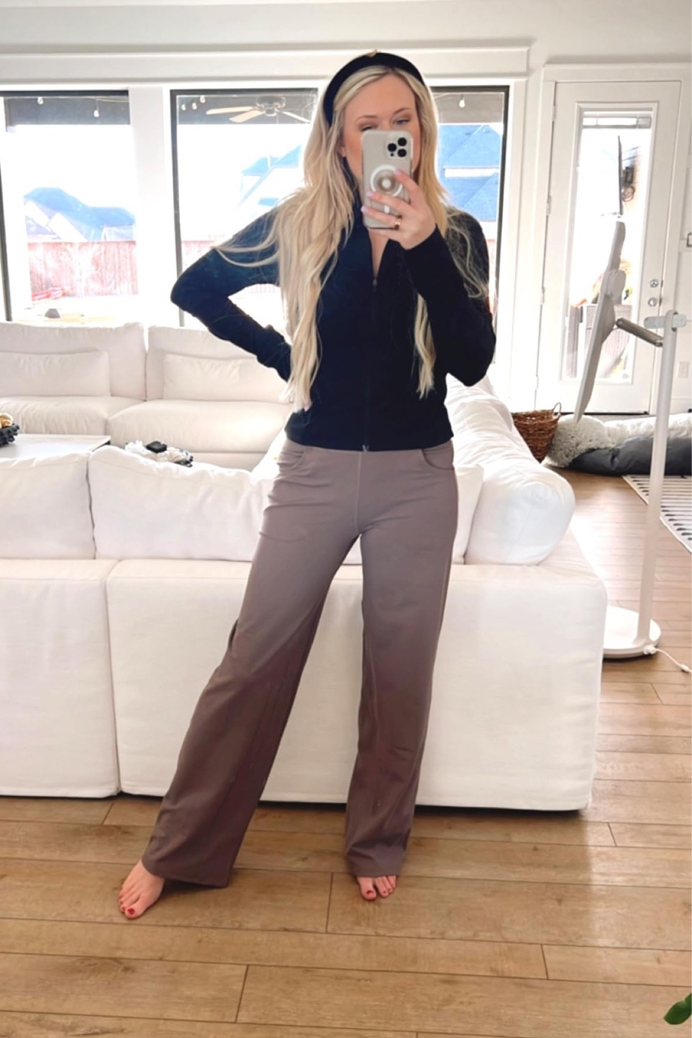 Amazon, Amazon fashion, athleisure, look for less, loungewear, yoga pants, head band, sweatshirt, cozy clothes

#LTKSeasonal #LTKFindsUnder50 #LTKStyleTip