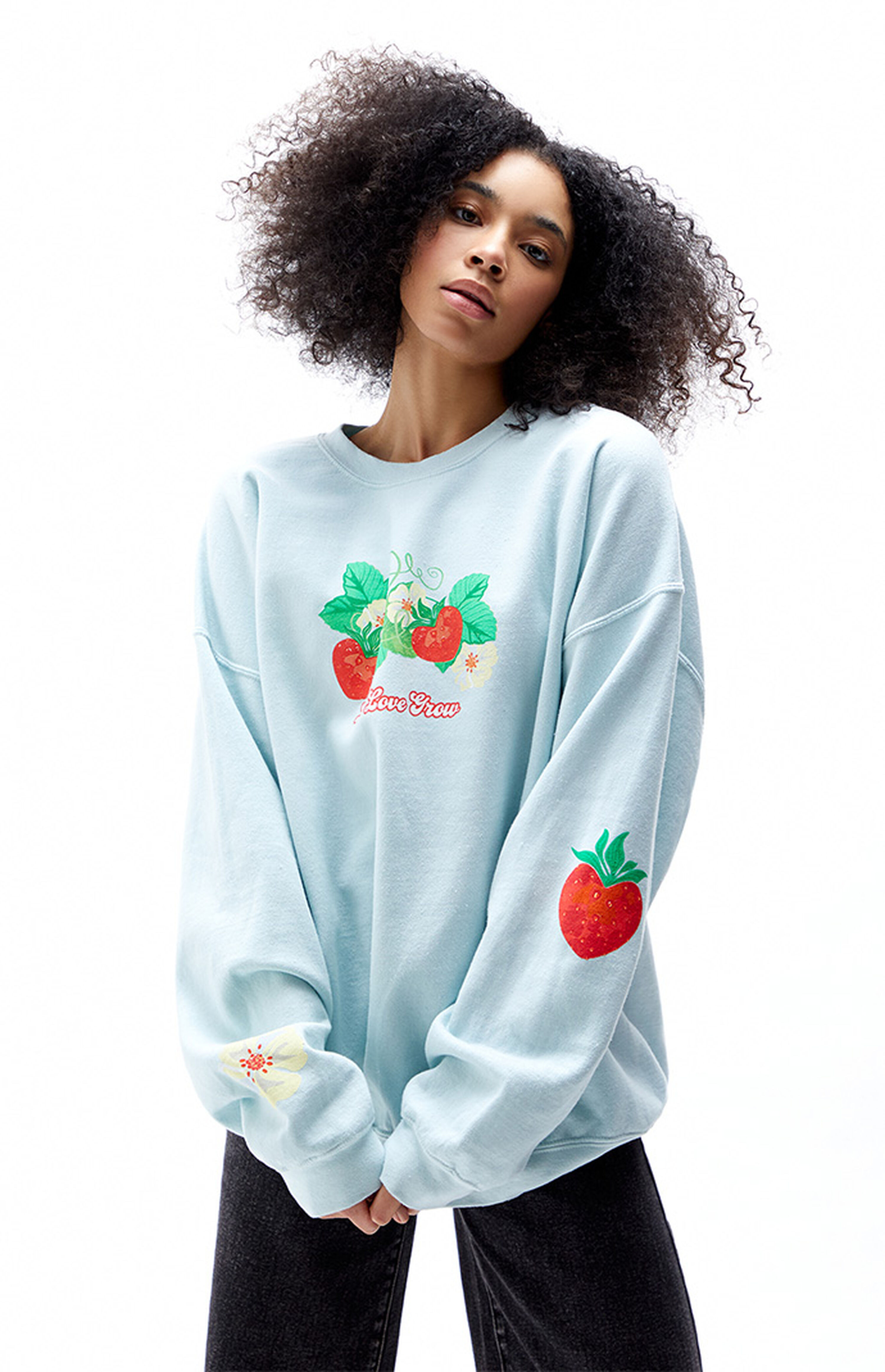 Strawberry Shortcake Berry Love Oversized Sweatshirt | PacSun | PacSun
