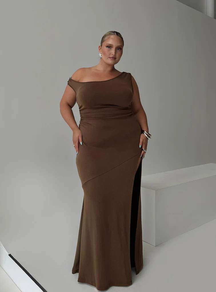 Rios One Shoulder Maxi Dress Brown Curve | Princess Polly US