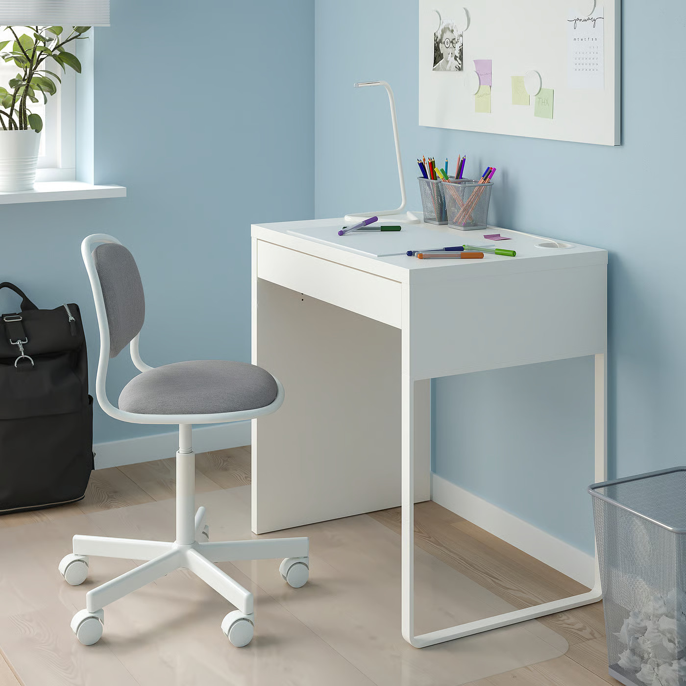 IKEA ÖRFJÄLL child's desk chair, white/Vissle light gray, Depth: 20 7/8 | IKEA US