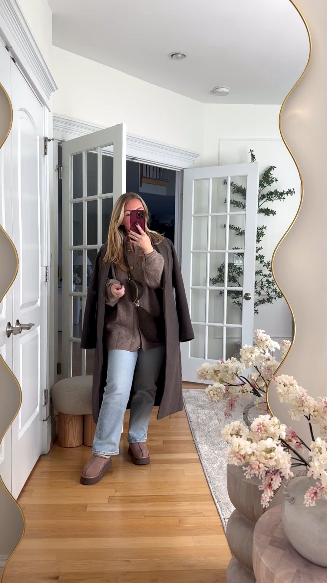 Casual outfit of the day to go walking around the city and grab some coffee. 

Outfit inspo, winter outfit, casual outfit, uggs, jeans, levis, outfit, coat, wardrobe, closet staples, bag, amazon, h&m, 

#LTKgrwm #LTKMidsize #LTKootd