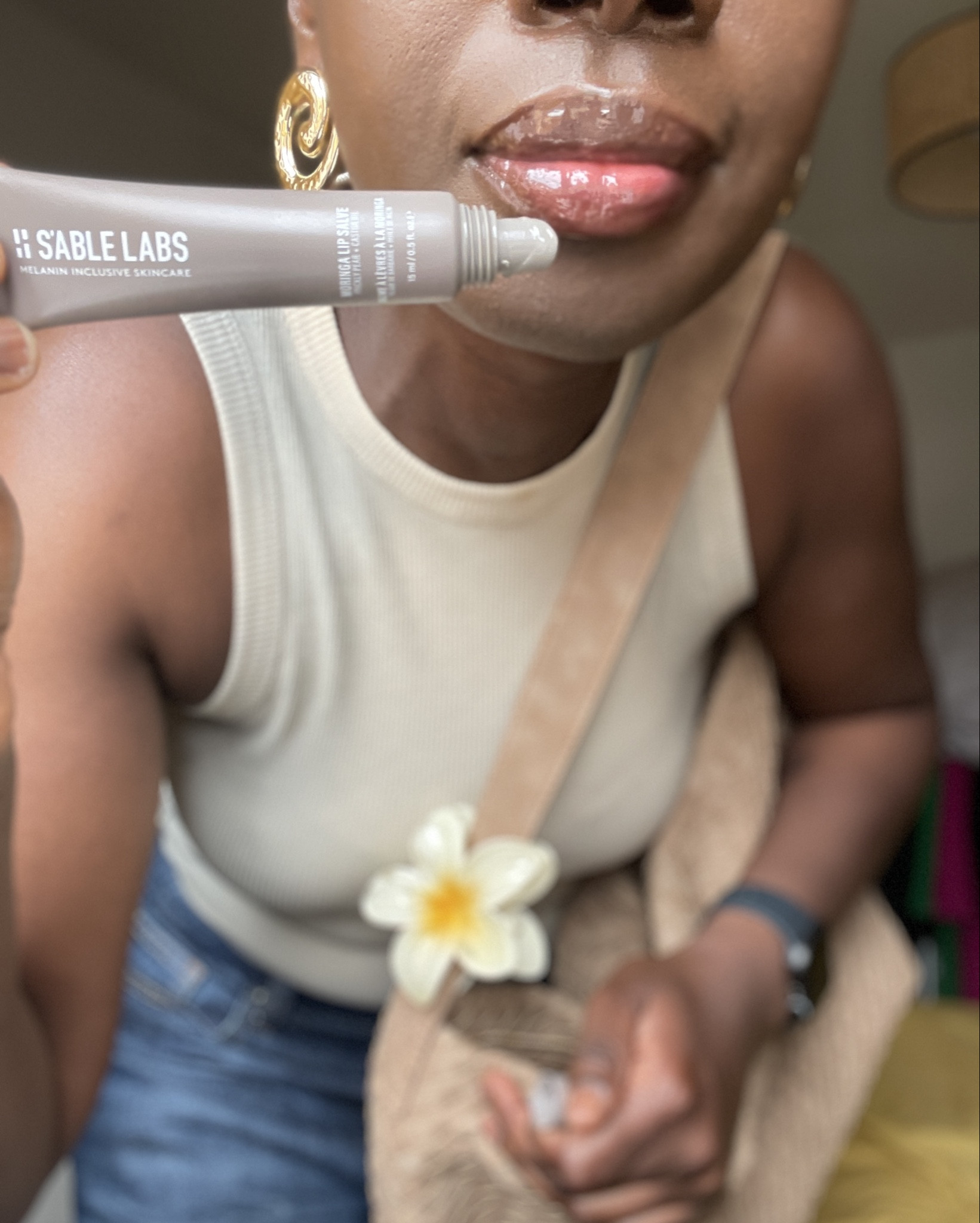 My lip salve is popping.. 

#LTKsummer #LTKstyletip #LTKbeauty