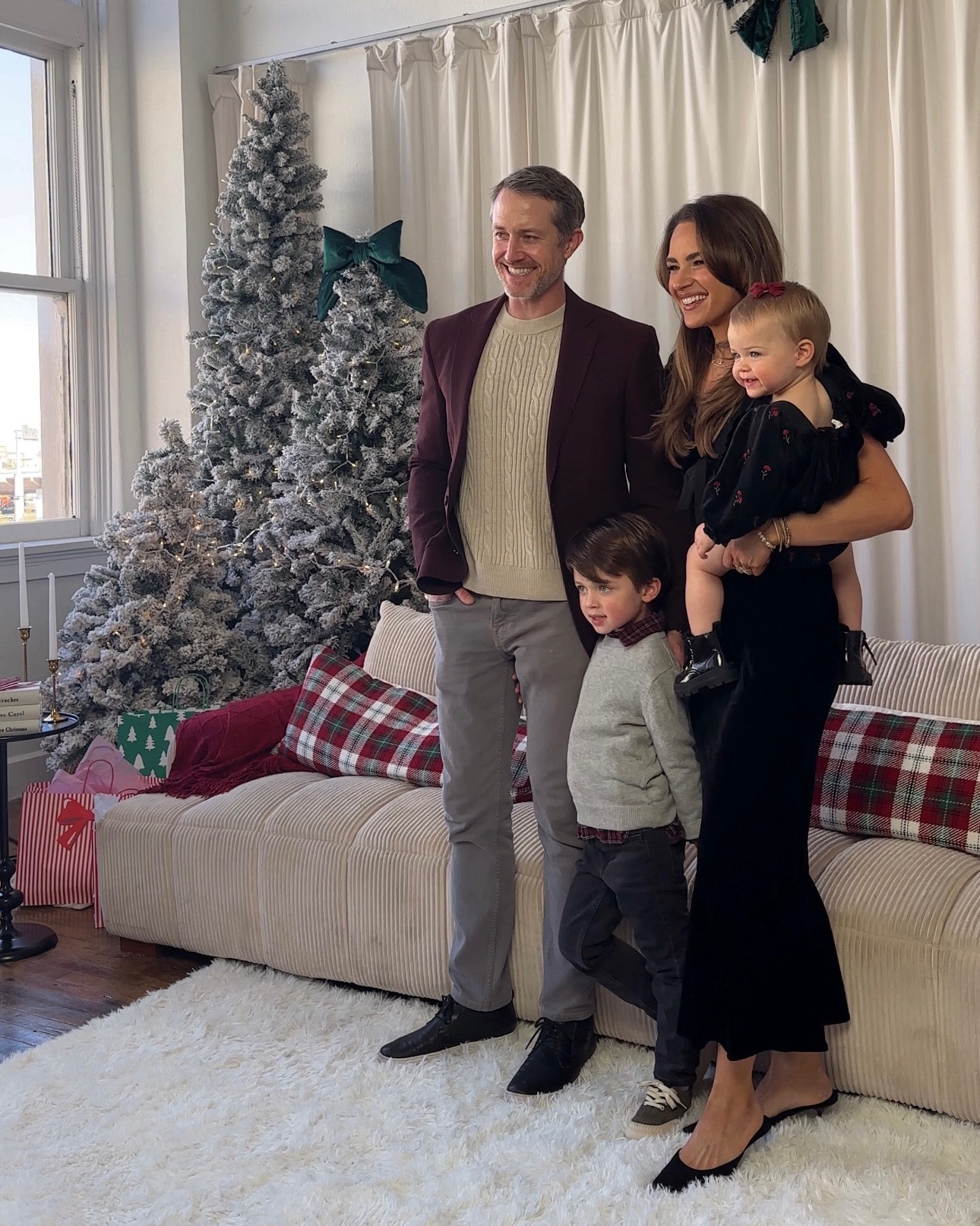 VLOG: SPEND THE DAY WITH TARTE✨🥹 family holiday photos
use code: ALOPROFILE to save sitewide on Tarte

#LTKHoliday #LTKvlog #LTKBeauty