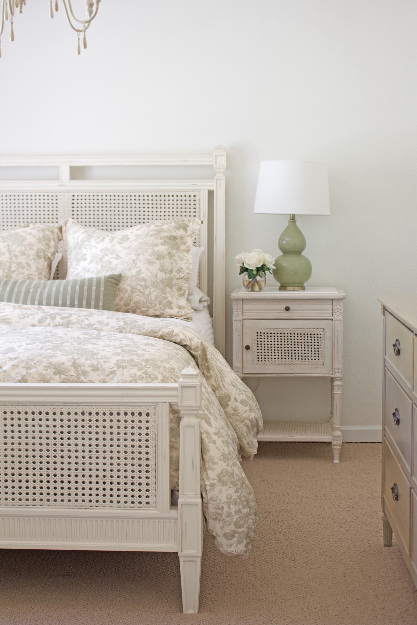 Serene bedroom in green & toile 🤍🌿

#LTKHome #LTKSaleAlert
