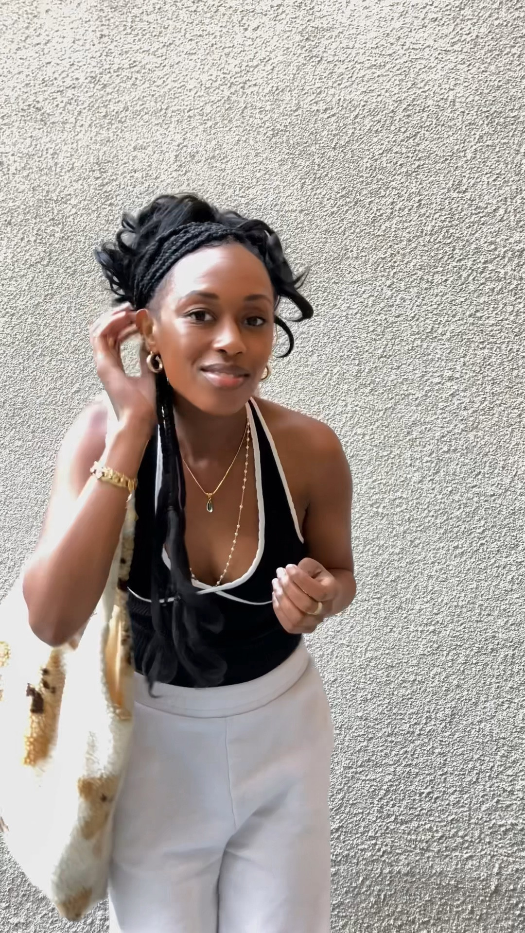 HALTER TOP FIT INSPO 🖤

Top: URBAN OUTFITTERS
Pants: H&M
