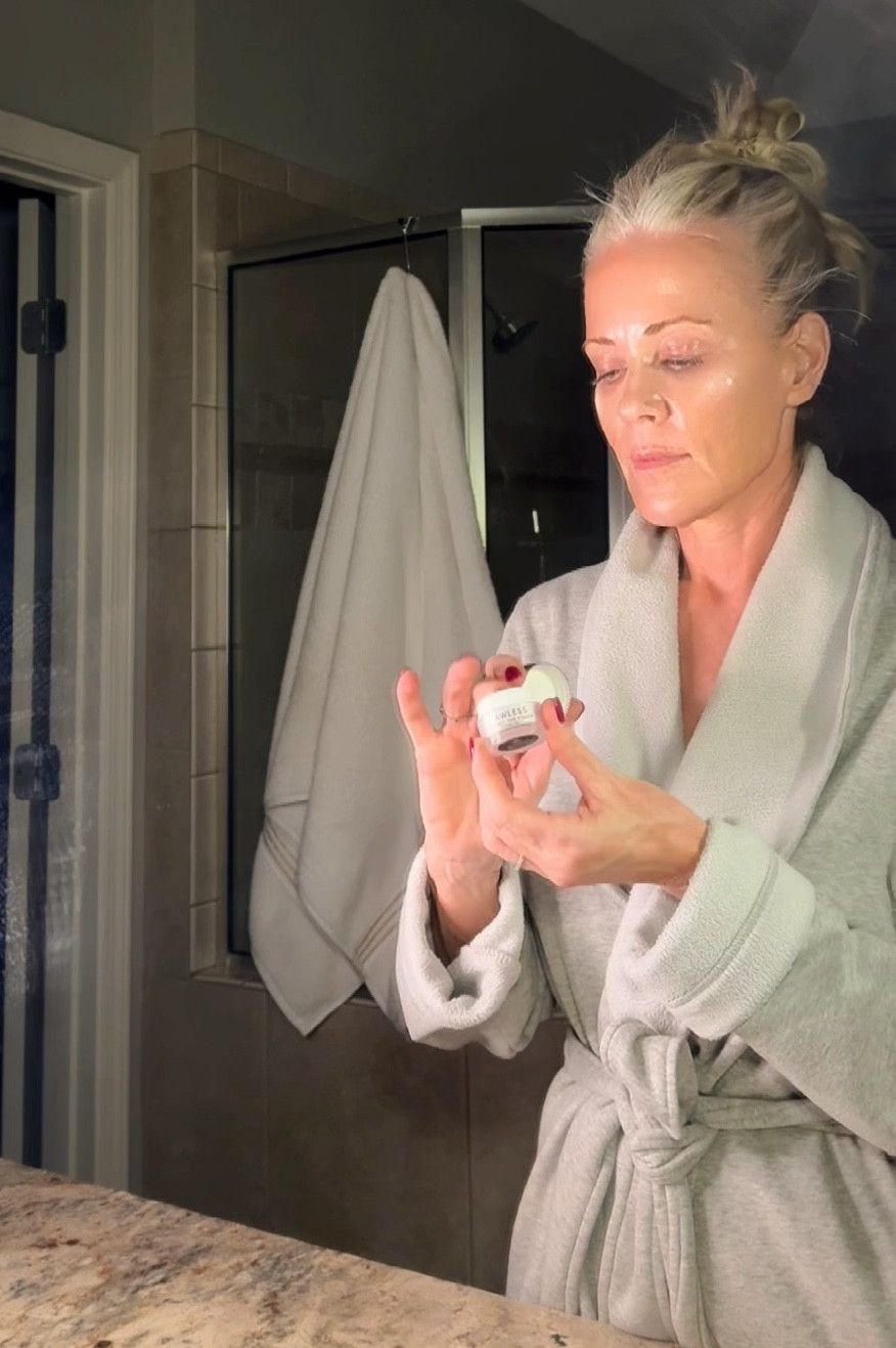 My favorite evening product for mature lips that tend to be dry. Helps with dehydration and a soft subtle plump. So moisturizing.

#LTKOver40 #LTKFindsUnder50 #LTKBeauty