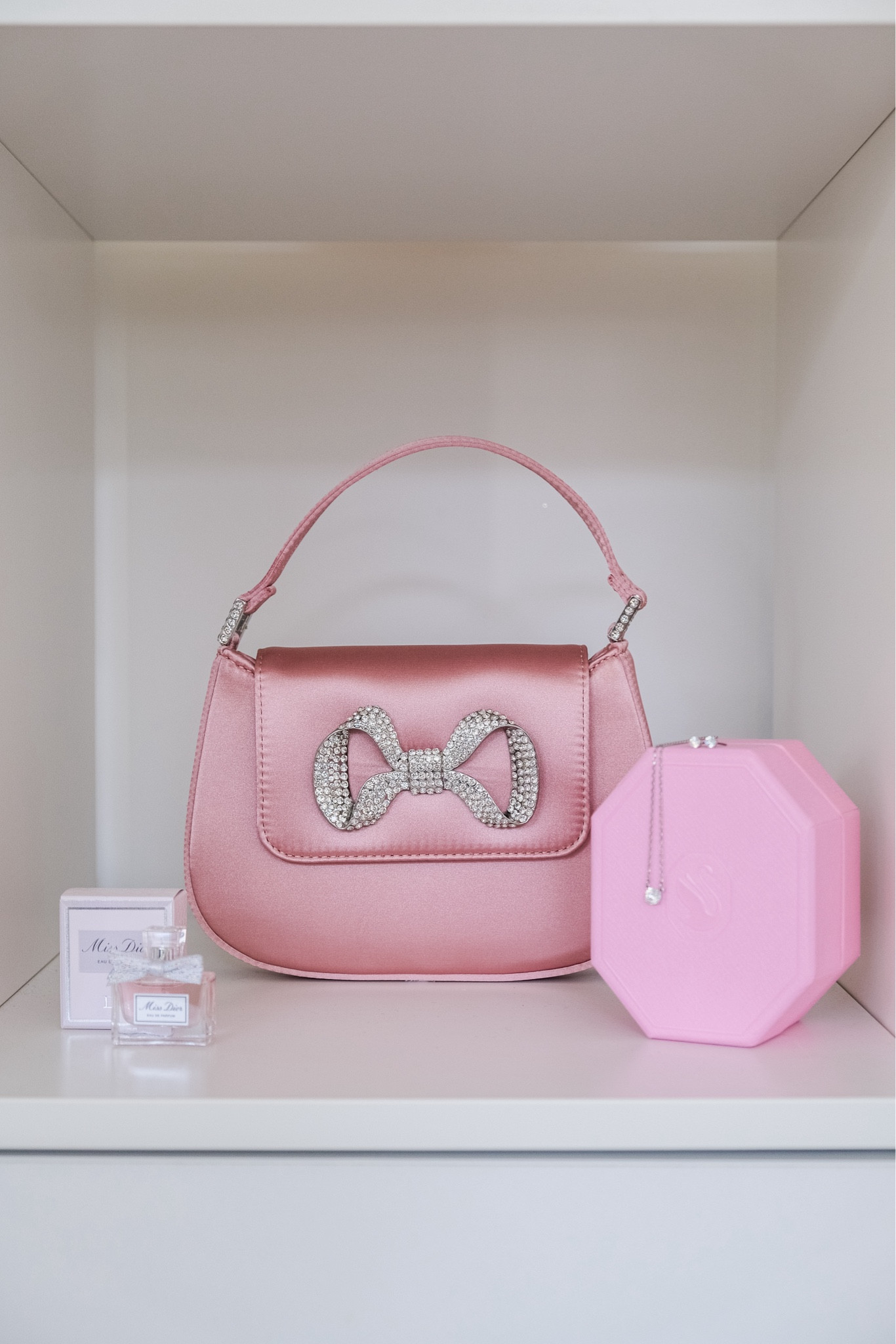 Details of my latest outfit 😍

#LTKitbag #LTKfindsunder100 #LTKeurope