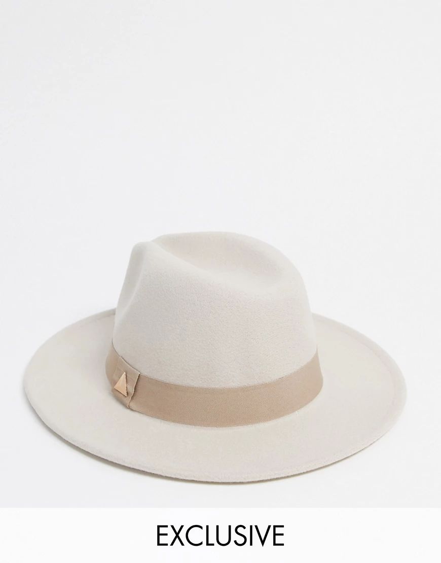 My Accessories London Exclusive fedora with buckle detail in ecru-Cream | ASOS (Global)