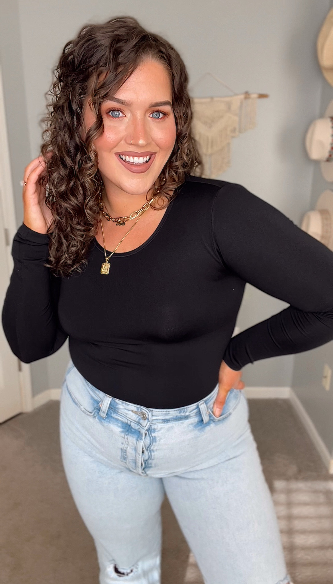 Natural wavy hair routine:
🚿 Shower 
Shampoo: As I Am Dry & Itchy Scalp Shampoo
Conditioner: Shea Moisture Raw Shea Butter Deep Moisturizing Conditioner

🧖🏼‍♀️1x week 
Mask: Maui Moisture Heal & Hydrate + Shea Butter Hair Mask

🌀Styling
Leave-in: SheaMoisture Hydrate + Repair Multi-Action Leave-In Conditioner
Curl cream: R+Co Twister Curl Primer

- Scrunch product in using praying hands + rake method. Use cotton T-shirt to scrunch product in. Let hair dry about 70-80% before blow drying

👩🏽‍🦱Drying 
Diffuse dry with black orchid diffuser 
Finish with Ouidad Revive & Shine Rejuvenating Dry Oil Mist

#hairroutine #wavyhair #curlyhair #wavyhairproducts #naturalhair #wavycurly #sheamoisture #hairstyling #hairtips #hairdryer #diffuser 

#LTKstyletip #LTKbeauty #LTKunder100