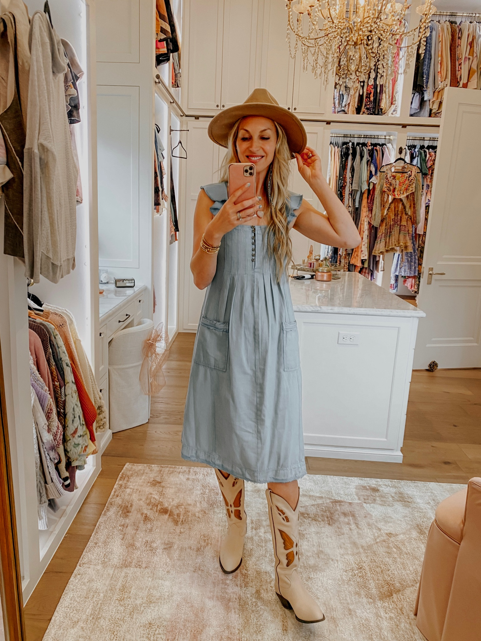 Cowgirl vibes🤠

#LTKstyletip #LTKshoecrush #LTKunder100