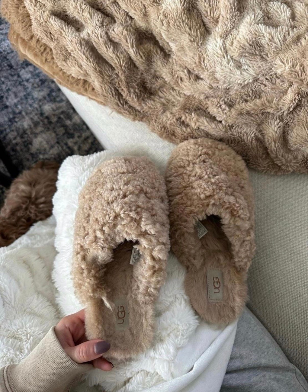 My favorite slippers 🧸

#LTKmomlife #LTKgrwm #LTKselfcare