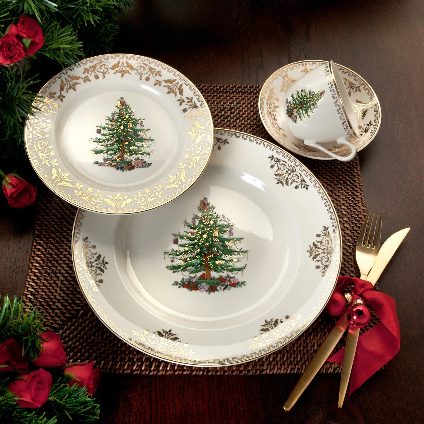 Spode Christmas Tree Gold 4-Pc Place Setting & Reviews | Wayfair | Wayfair North America