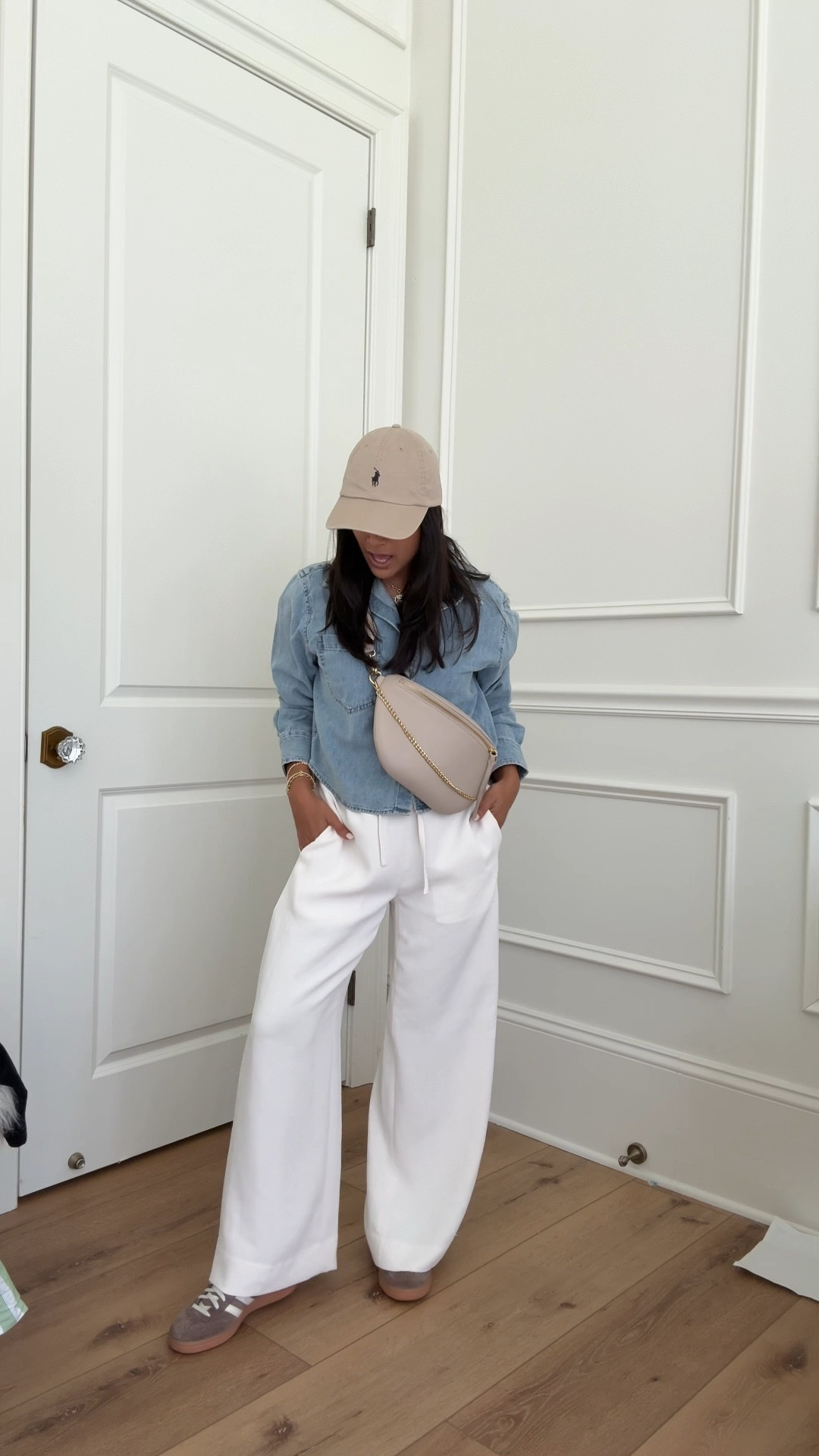 These are hands down the absolute best crepette pants bc they don’t wrinkle! I’m wearing the size small here and hemmed them to wear with flats and sneakers. 
Take 20% OFF my bag with code: HAUTE20
#aritzia #giginewyork 

#LTKStyleTip #LTKItBag #LTKPetite