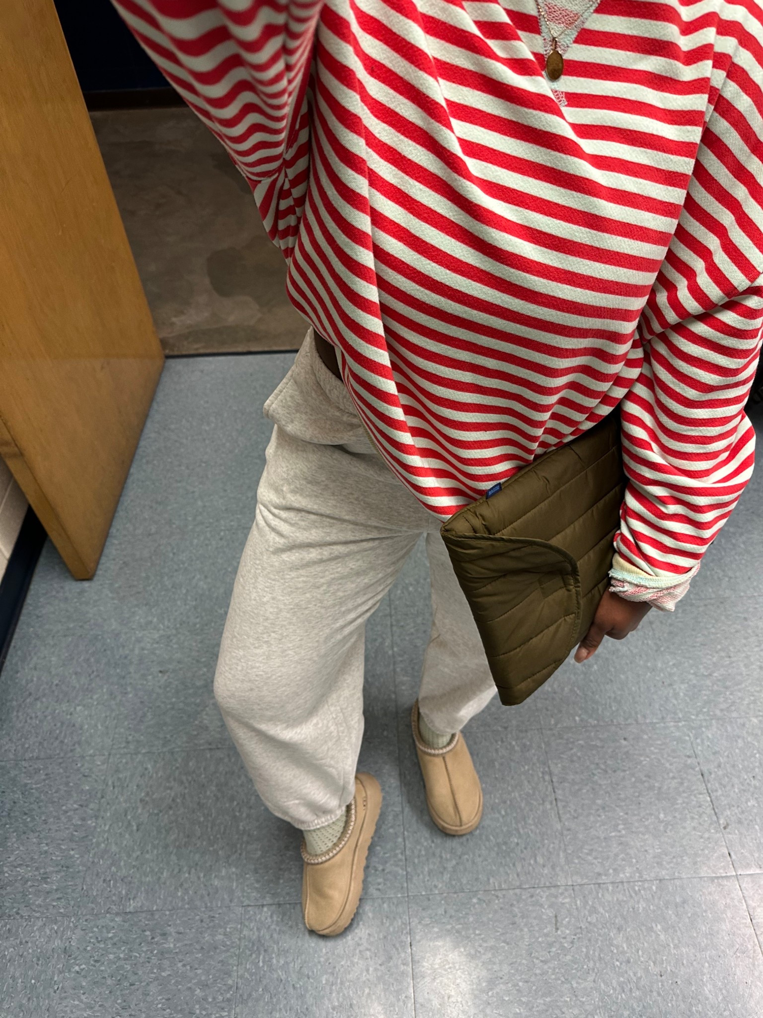 Comfy winter ootd . Size down in the top and bottoms are TTS . 

#LTKValentine #LTKSeasonal #LTKgrwm