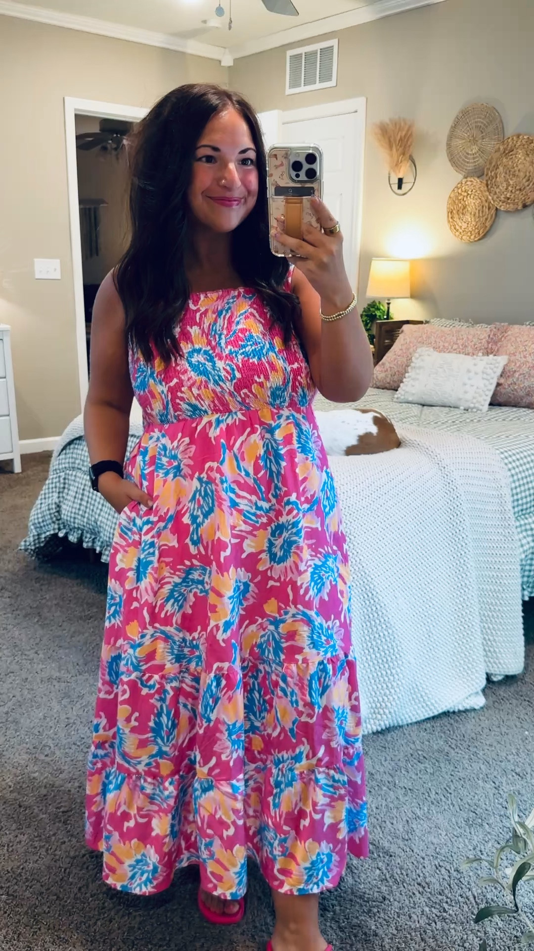 Nothing says summer quite like a beautiful floral sundress 🌸 This Amazon find is lightweight, flowy, and perfect for everything from vacation days to dinner by the water.


sandals: fit true to size // wearing a 4
dress: fits true to size // wearing a large 

 #LTKootd #LTKMidsize