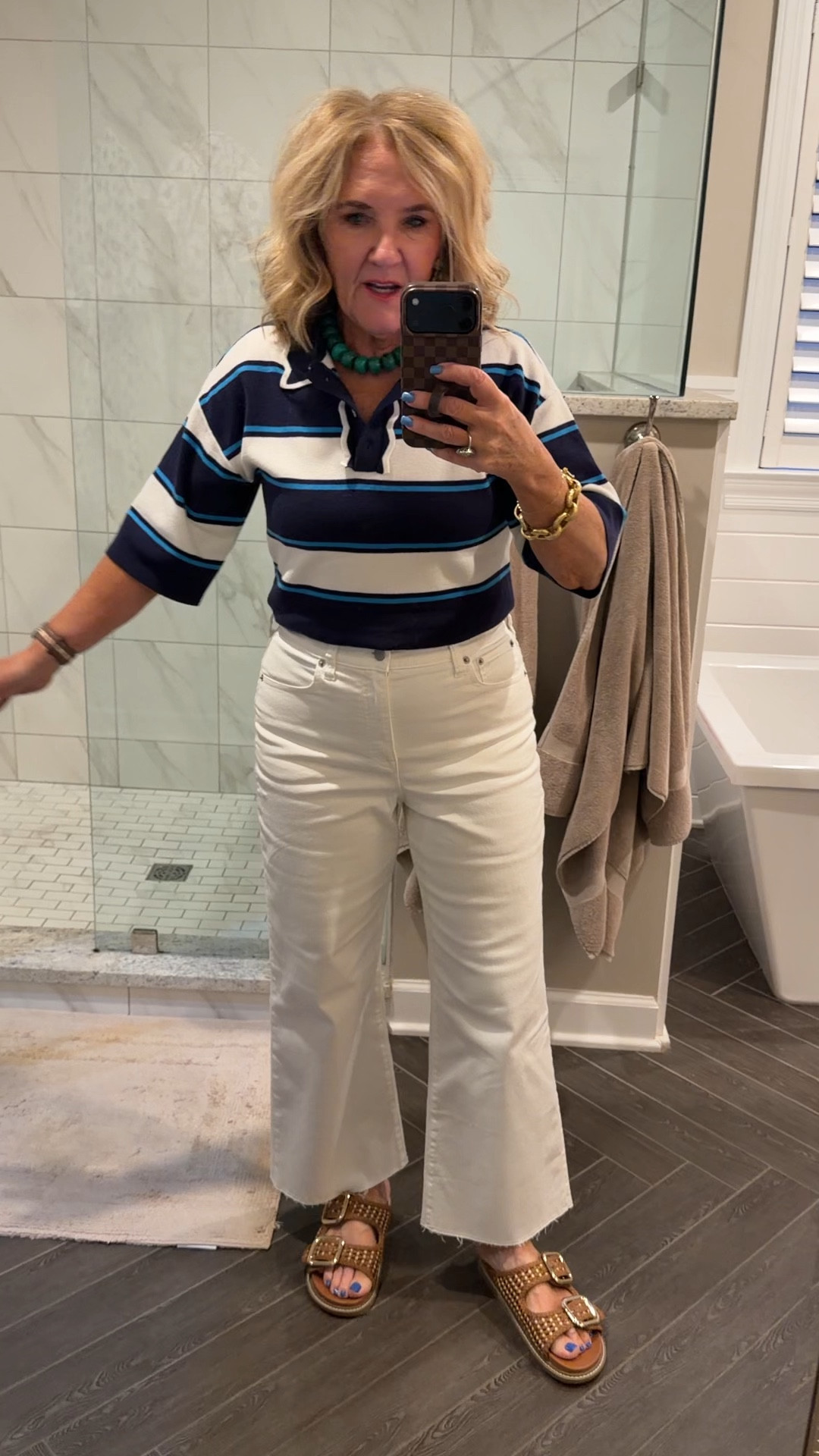 Sweater size small
Jeans I size down to a 28 they are a subtle off-white, not a bright white, but I like the fabric I like the silhouette
Also linking my favorite Madewell jeans that are a bright white and full length I order a 29 short in the Madewell jeans

#LTKSaleAlert #LTKOver40 #LTKSeasonal