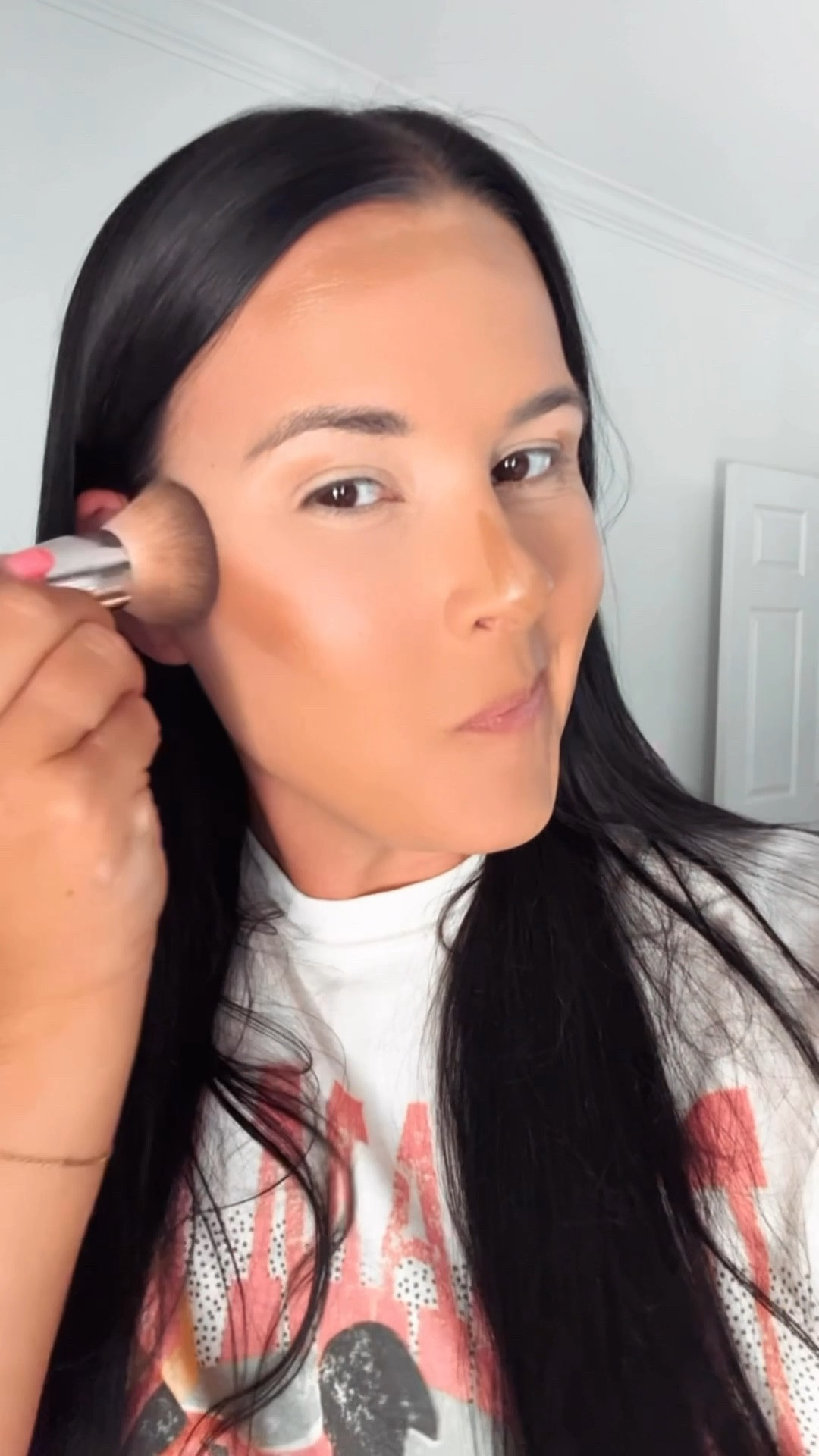 Easy natural looking makeup! 💯 recommend. Perfect for all skin types and last forever! Linking more products I use as well. Best beauty blender brush you will find! 

Using shade #3 Spil the tea 


#LTKBeauty #LTKOver40 #LTKFindsUnder50