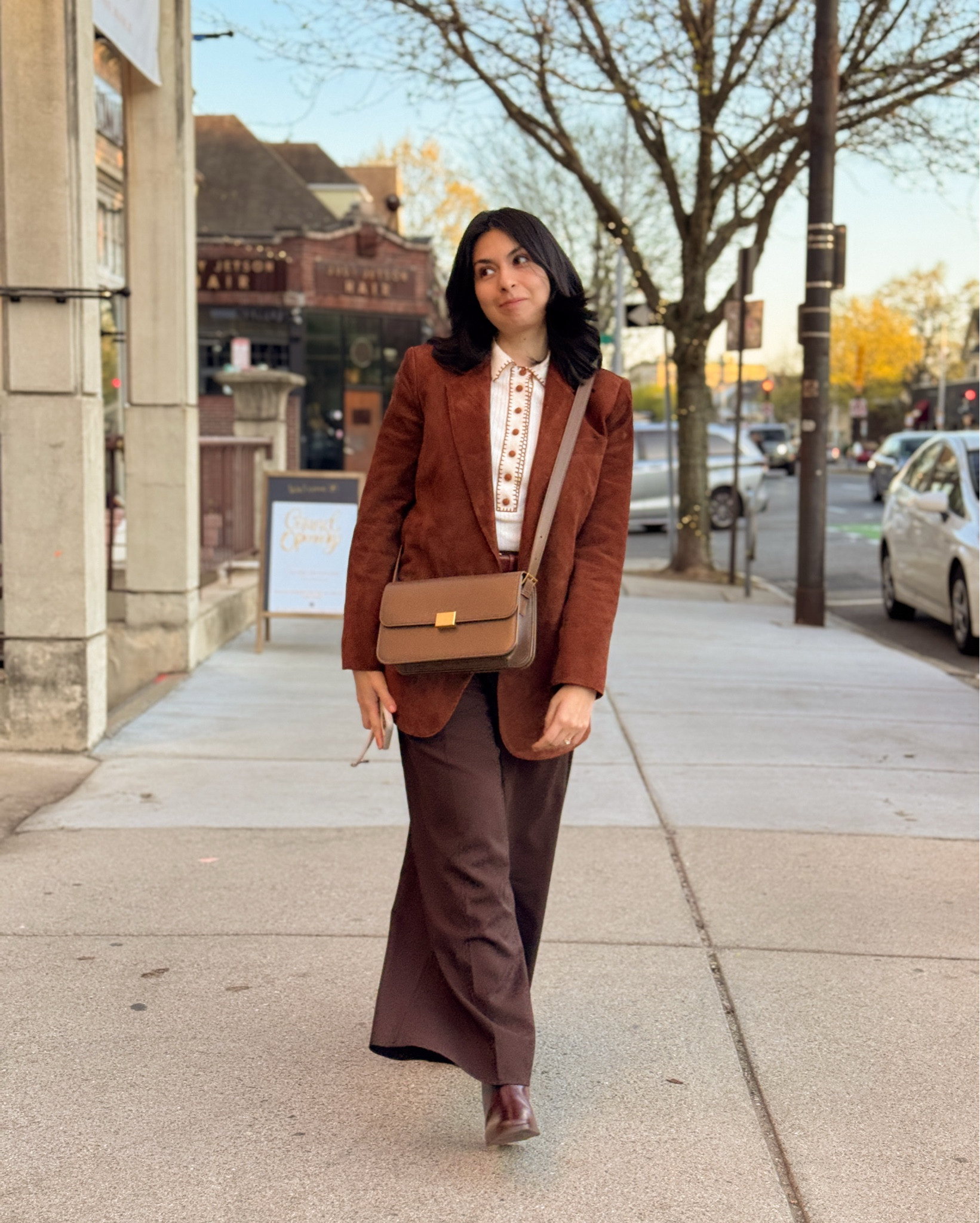 Jacket is from Madewell size S 
Top from Sézane size S
Pants: Madewell size 0 (run big)
Boots: Sézane 
Bag: theshopcurated 


#LTKPetite #LTKxMadewell #LTKStyleTip