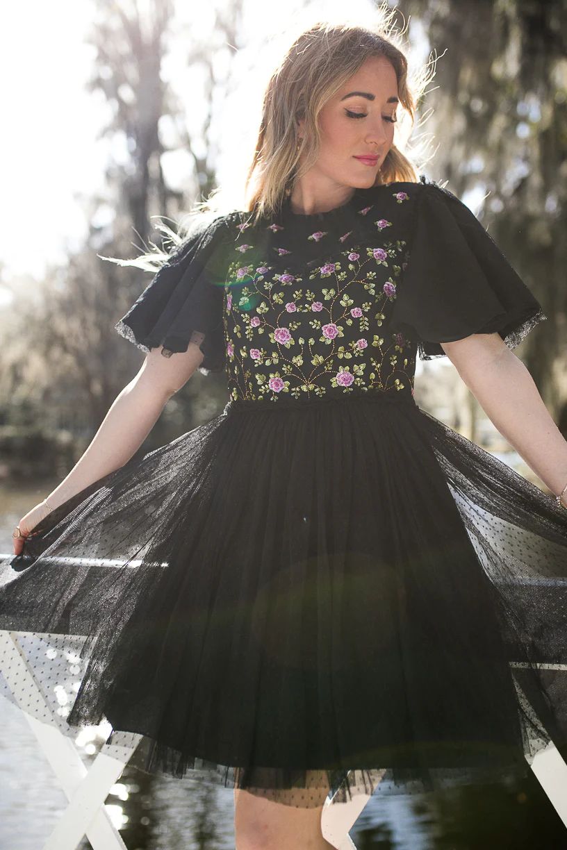 Primrose Dress in Black with Flutter Sleeves - FINAL SALE | Ivy City Co