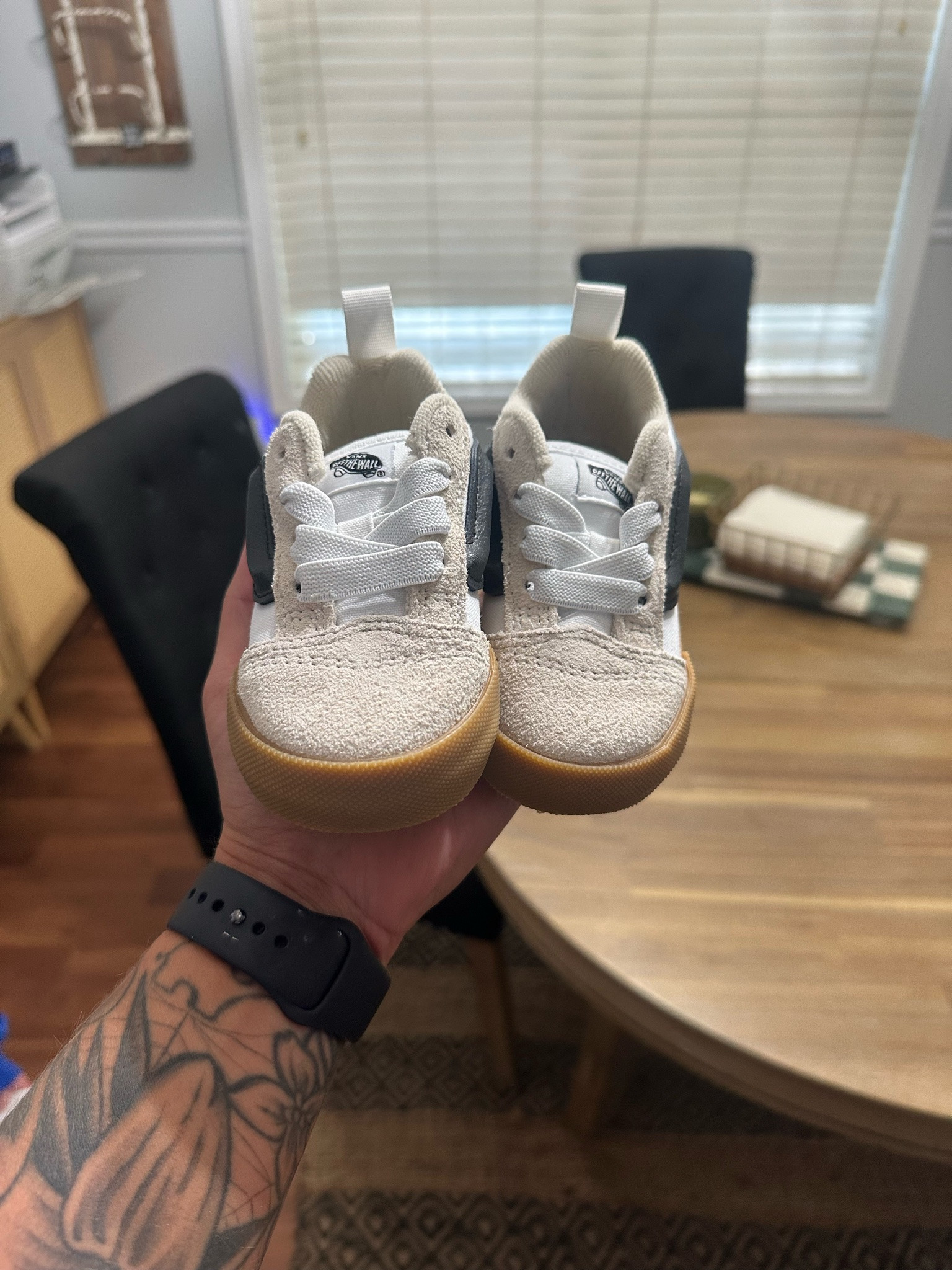 The cutest back to school vans for my boy!! I love these! 

Vans // toddler boy // toddler shoes // toddler style