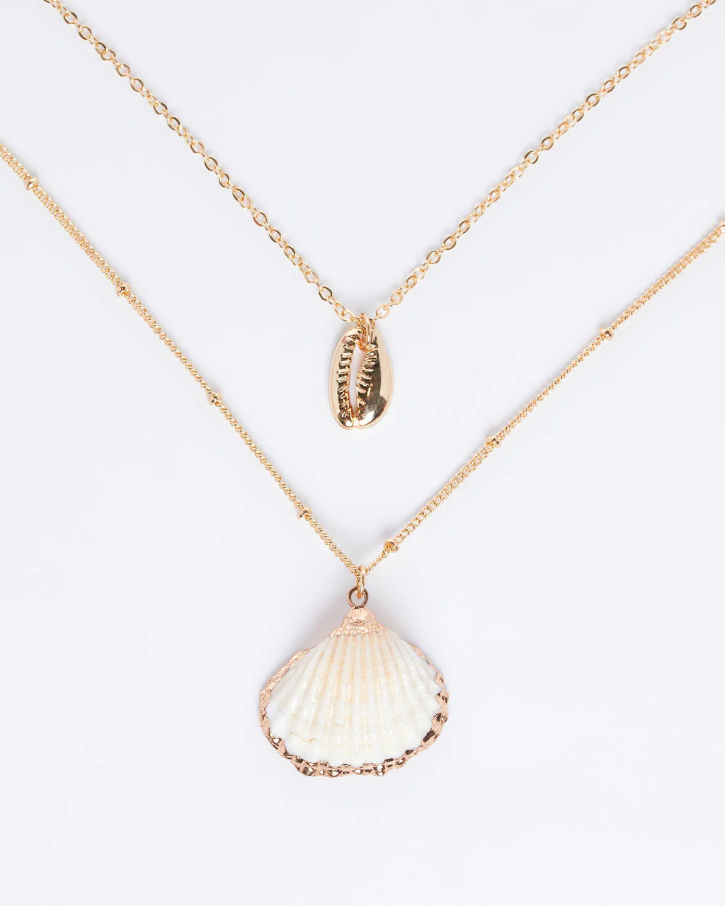 Sandy Treasures Layered Shell Necklace | VICI