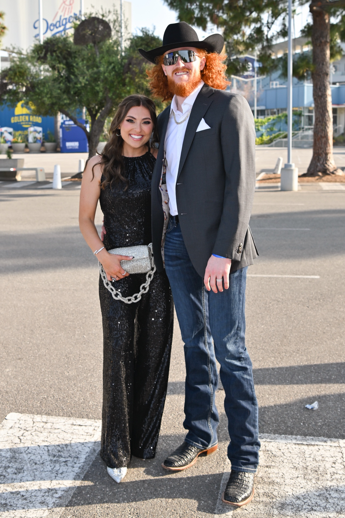 Shop my Dodger gala look! This jumpsuit is my fav! 🥰
Anthropologie is sold out of the beaded chain bag so I purchase mine on Poshmark ✨

#LTKparties