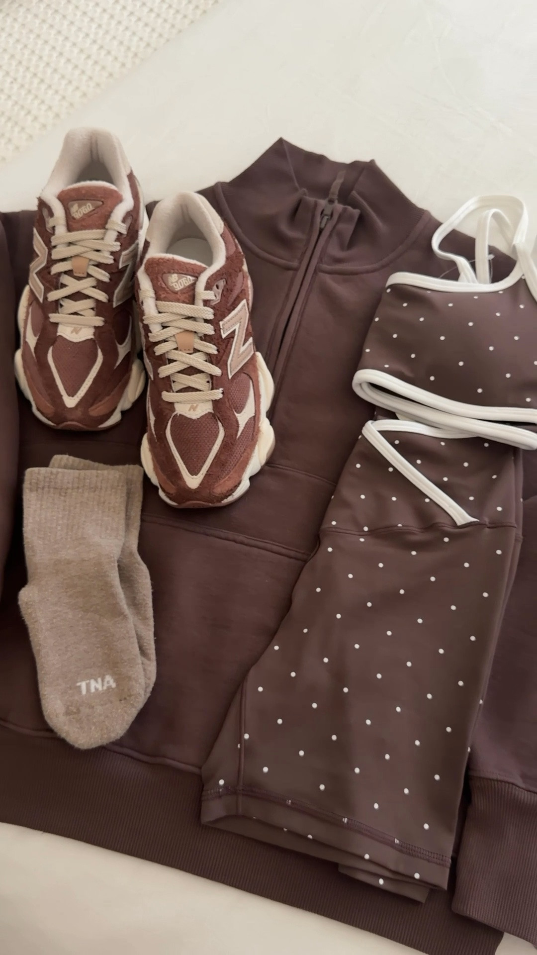 Size S in everything!🤎🤎