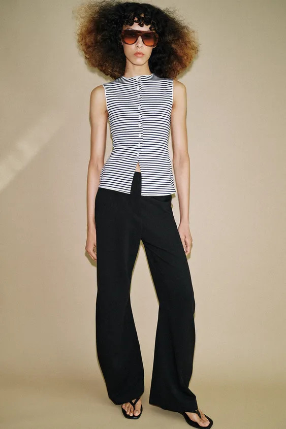 BUTTONED VEST TOP | Zara US
