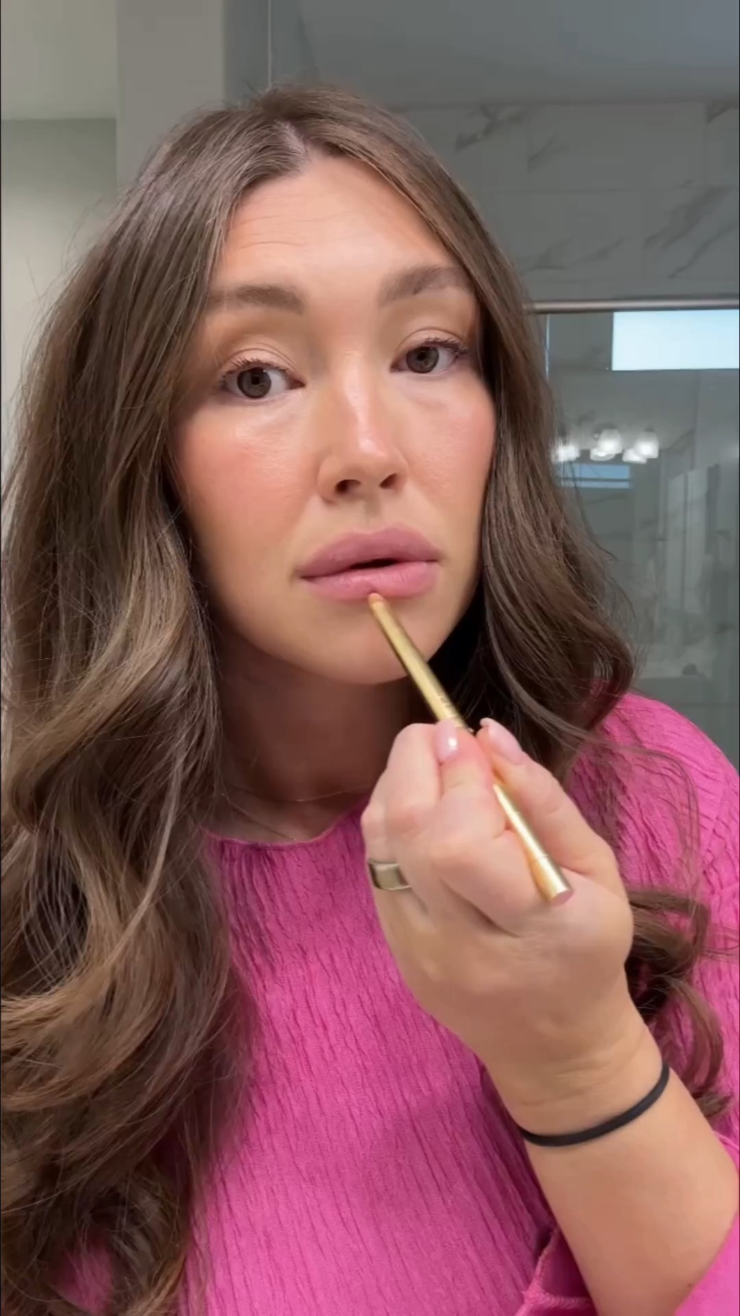 A @Merit  lip never lets me down. Products and shades below ⬇️ 

Merit tinted lip oil shade biarritz
Merit sheer lip liner shade Beverly Hills
Merit signature lip shade baby

#LTKBeauty