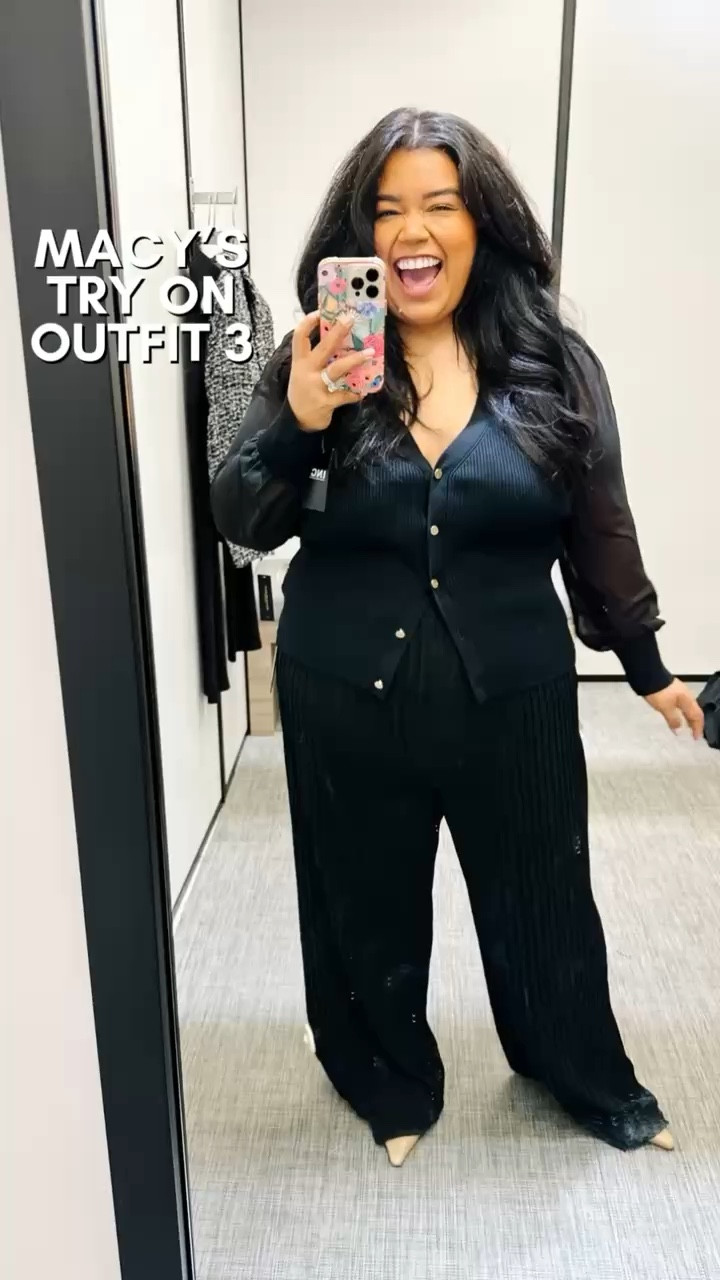 Macy’s fall outfit #3! This all black outfit is so chic! The top is from I.N.C. and the palmado pants are super stretchy and in a size xl. They are also pleasured and wide leg.

Top- xl
Pants- size 16 but should’ve gotten a size 14. Size down they are very stretchy 

My heels are the Bianca heels which I own and love. They come in a ton of colors and leathers. They also have wide width available. 

Macys, fall outfit, fall family photos, date night outfit, fall dress, pleated skirt, work wear

#LTKWorkwear #LTKPlusSize #LTKMidsize