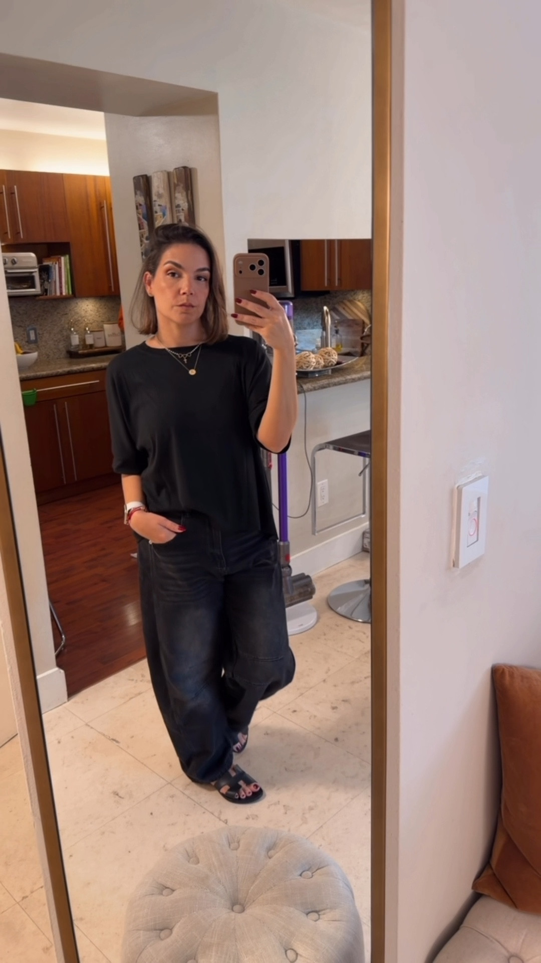 My look comfy and relax #blackbarreljeans #blackoversizedshirt #blacklook 

#LTKSaleAlert #LTKStyleTip #LTKHoliday