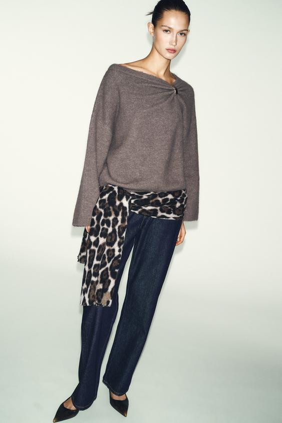 BROOCH KNIT JUMPER | Zara US