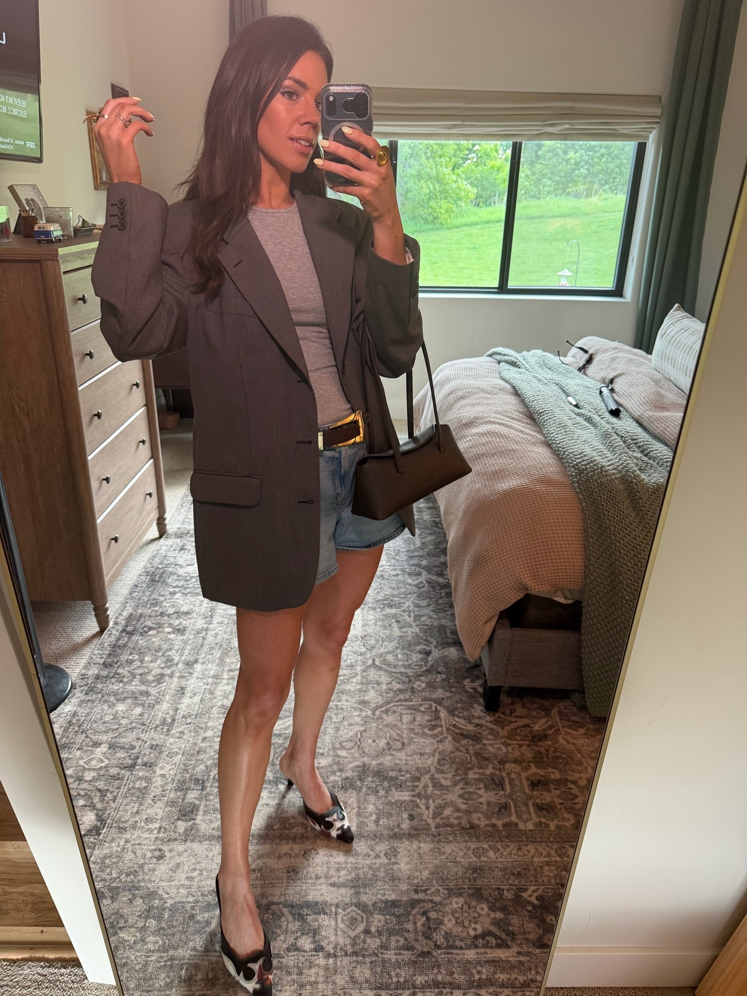 My vintage YSL blazer had a moment this weekend 🥵🥵🔥🔥🔥🔥. 

Paired her with- 
Tee @OAK + FORT 
Shorts @abercrombie 
Bag @Freja New York

#LTKootd #LTKgrwm #LTKxAbercrombie